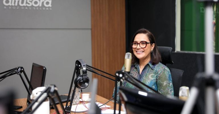 Fala, Governadora estreia nas rádios públicas e amplia comunicação direta com a população do Acre