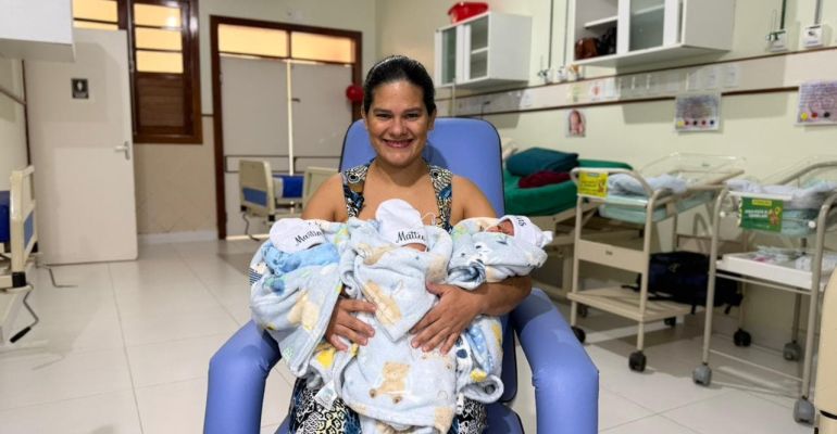 Acreana vive primeiro Dia das Mães após nascimento de trigêmeos